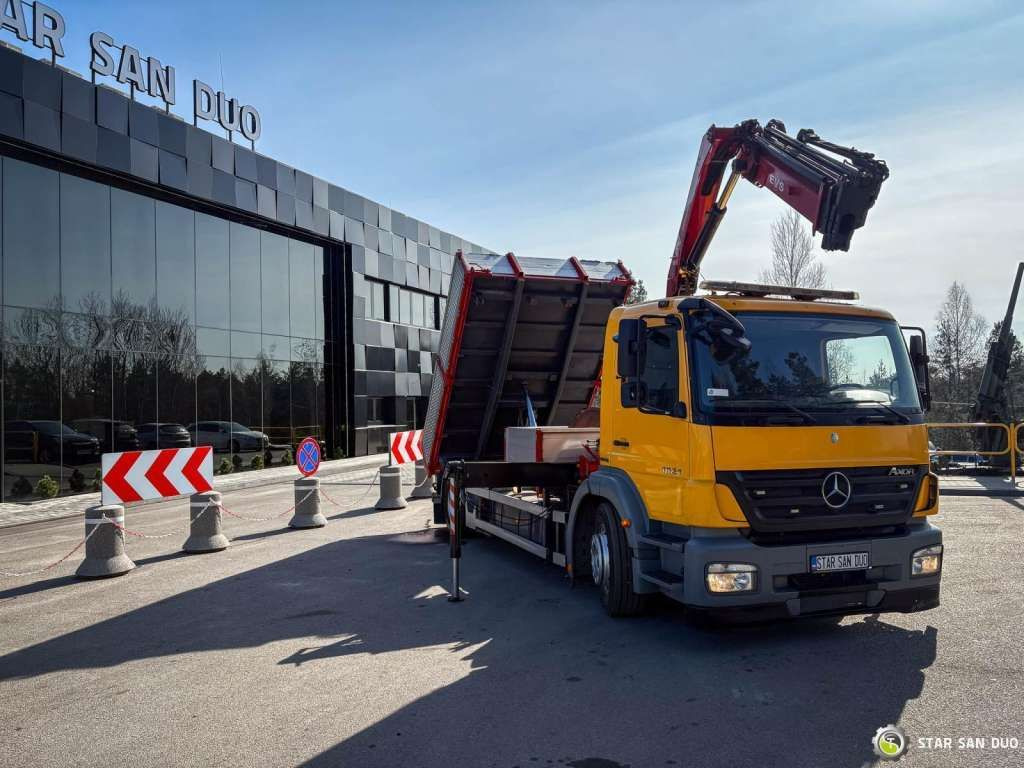 Mercedes-Benz AXOR 1824 4x2 HMF 975 HDS Crane Rotator Kipper Mercedes-Benz AXOR 1824 4x2 HMF 975 HDS Crane Rotator Kipper - Istovarivač: slika 2 Mercedes-Benz AXOR 1824 4x2 HMF 975 HDS Crane Rotator Kipper Mercedes-Benz AXOR 1824 4x2 HMF 975 HDS Crane Rotator Kipper - Istovarivač: slika 2