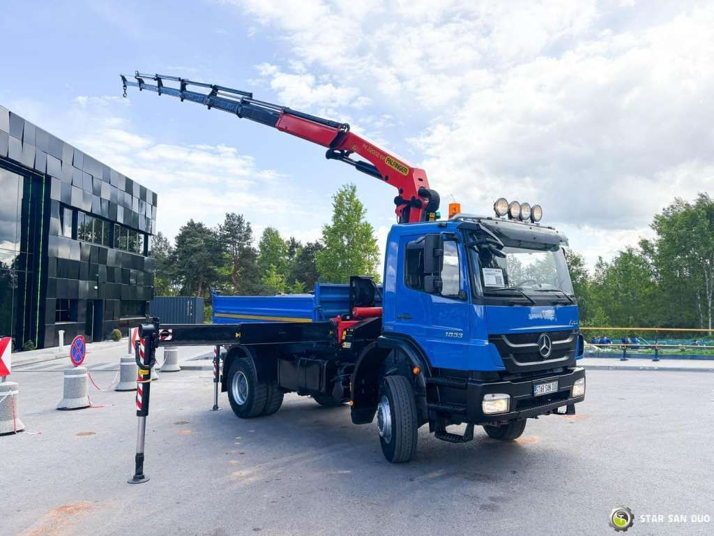 Mercedes-Benz AXOR 1833 4x4 Palfinger PK 22002 EH Crane Winch - Kamion sa dizalicom: slika 2 Mercedes-Benz AXOR 1833 4x4 Palfinger PK 22002 EH Crane Winch - Kamion sa dizalicom: slika 2