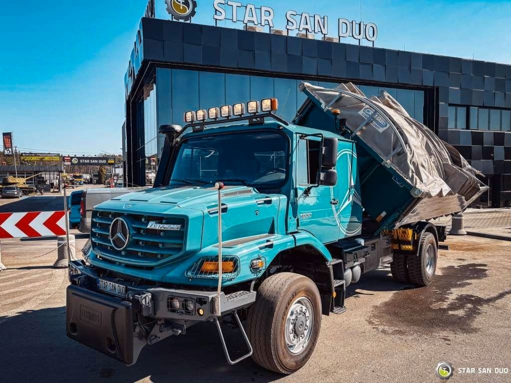 Mercedes-Benz Zetros 1833 4x4 Kipper Camper Chassis - Kamion sa golom šasijom i zatvorenom kabinom: slika 4 Mercedes-Benz Zetros 1833 4x4 Kipper Camper Chassis - Kamion sa golom šasijom i zatvorenom kabinom: slika 4