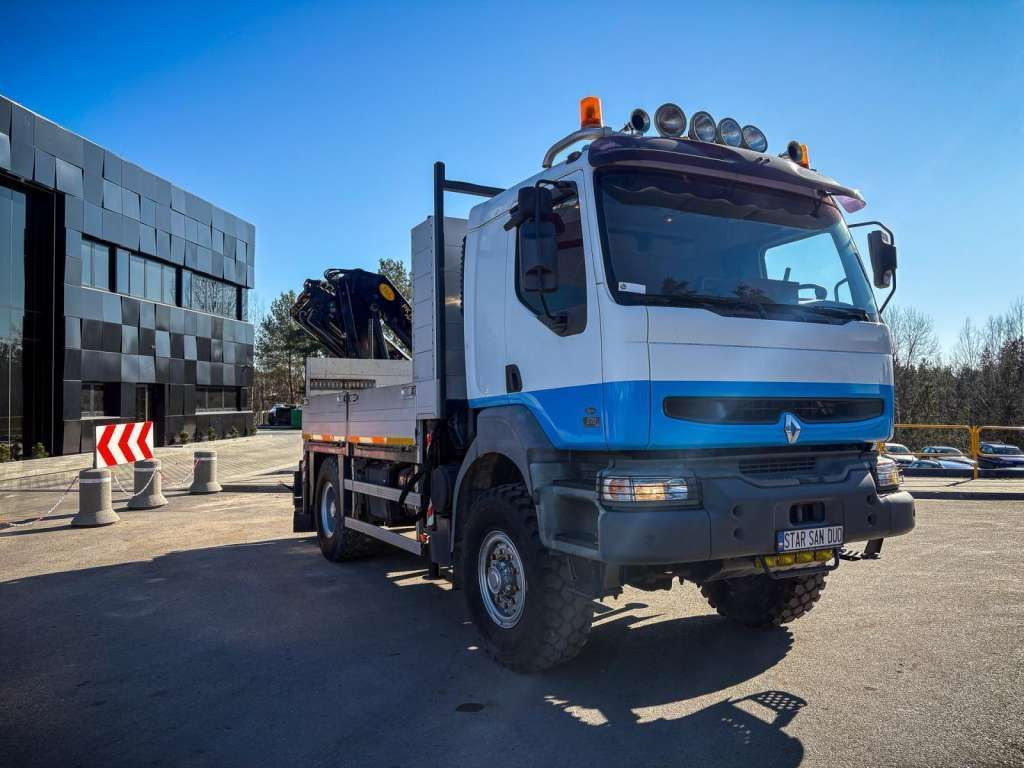 Renault KERAX 270 4x4 PALFINGER PK 16502 CRANE WINCH - Kamion sa dizalicom, Kamion sa tovarnim sandukom: slika 2 Renault KERAX 270 4x4 PALFINGER PK 16502 CRANE WINCH - Kamion sa dizalicom, Kamion sa tovarnim sandukom: slika 2