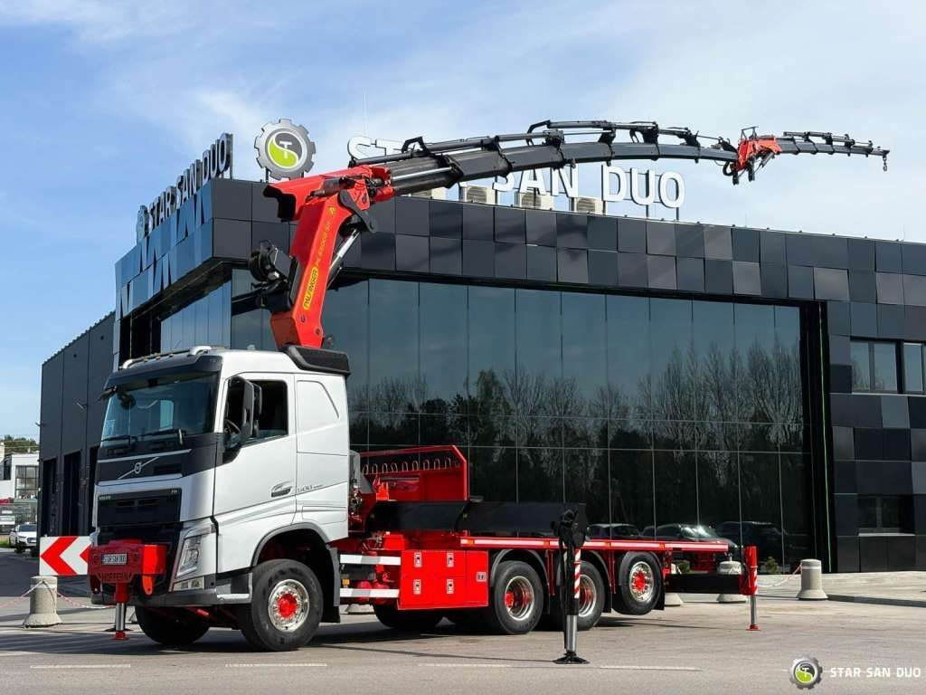 Volvo FH 500 8x4*4 PK65002 Fly JIB Crane 7456 h Winch - Tegljač: slika 1 Volvo FH 500 8x4*4 PK65002 Fly JIB Crane 7456 h Winch - Tegljač: slika 1