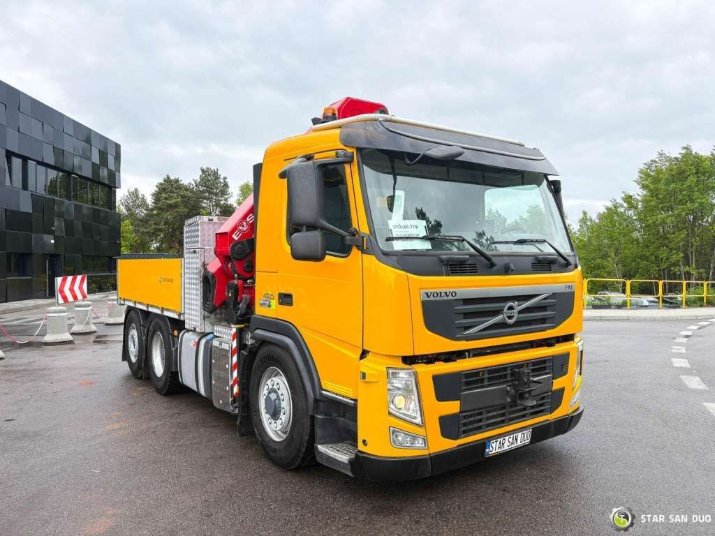 Tegljač Volvo  FM 460 6x4x4 HMF 3220 Crane HDS: slika 10