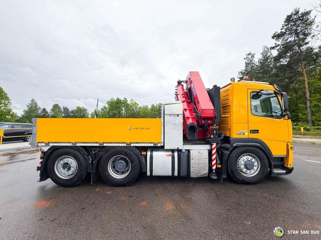 Tegljač Volvo  FM 460 6x4x4 HMF 3220 Crane HDS: slika 12