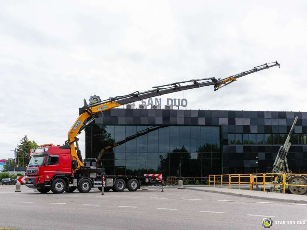 Kamion sa dizalicom Volvo  FMX 500 8x2 Effer 585 Fly Jib Winch Crane Kran: slika 7