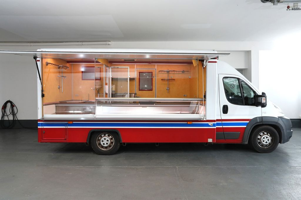 Hrana kamion, Dostavno vozilo Fiat Ducato: slika 1