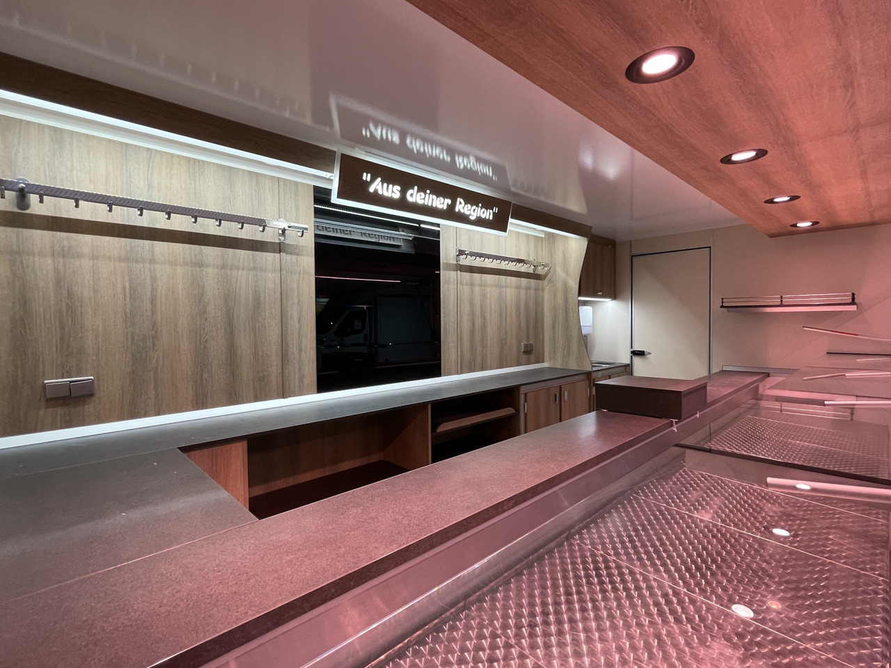 Verkaufsanhänger BORCO HÖHNS - Prikolica za hrane: slika 4 Verkaufsanhänger BORCO HÖHNS - Prikolica za hrane: slika 4