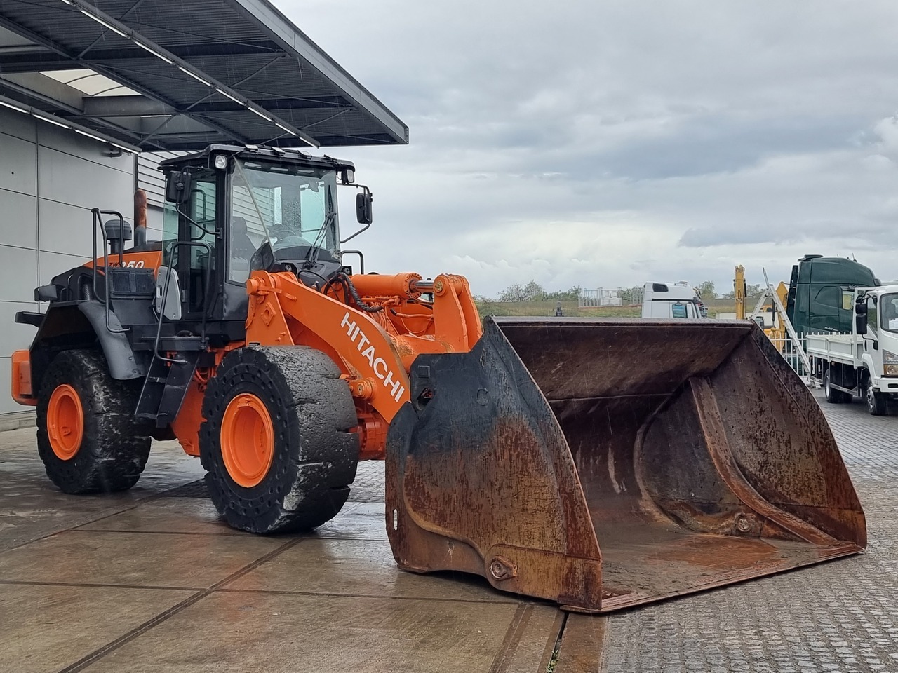 HITACHI ZW 250 - Utovarivač točkaš: slika 1 HITACHI ZW 250 - Utovarivač točkaš: slika 1