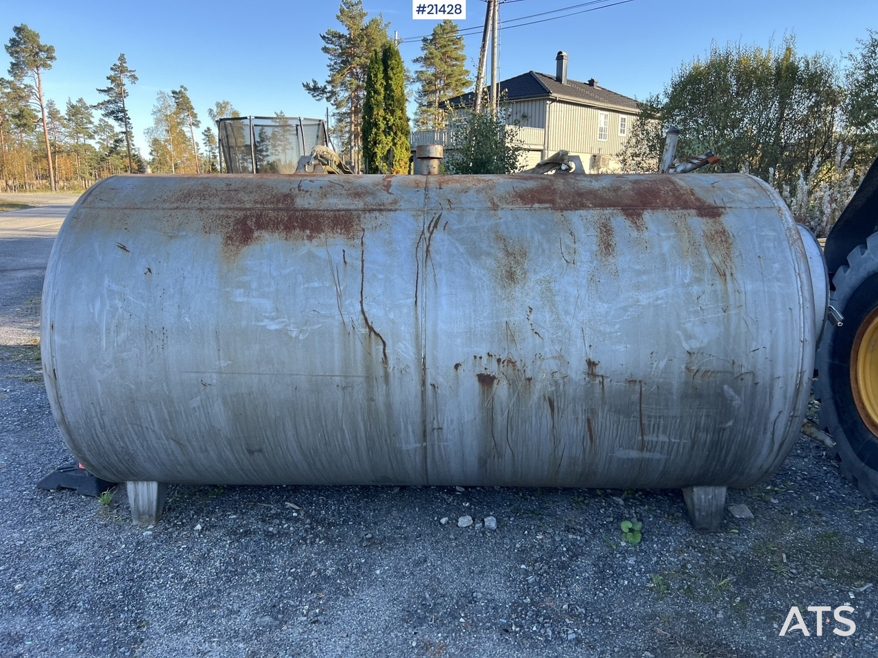 6000 liter diesel tank m/ pumpe og teller - Rezervoar za skladištenje: slika 2 6000 liter diesel tank m/ pumpe og teller - Rezervoar za skladištenje: slika 2