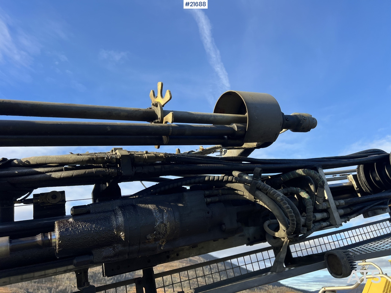 Veliki kamon za bušenje Atlas Copco T35R-01 Borerigg m/ cop 2540 hammer, sliper og Leica gps: slika 26 Veliki kamon za bušenje Atlas Copco T35R-01 Borerigg m/ cop 2540 hammer, sliper og Leica gps: slika 26