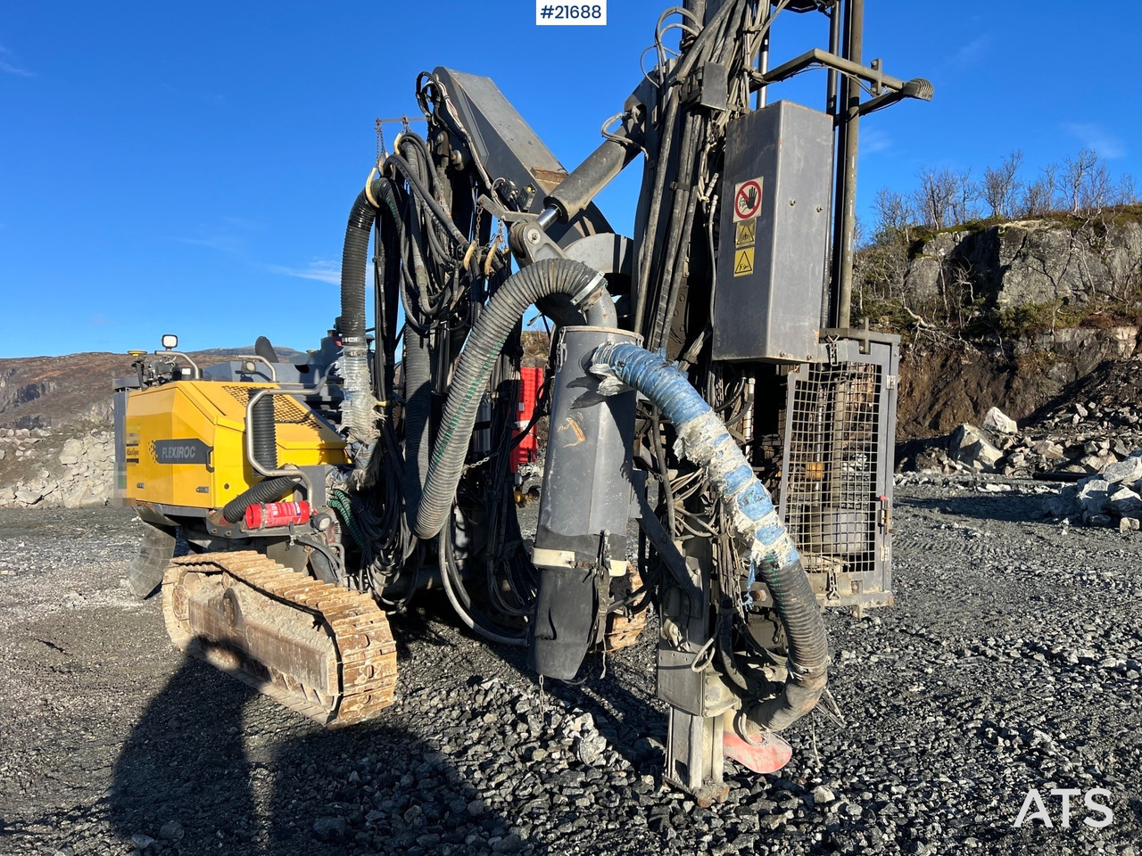 Veliki kamon za bušenje Atlas Copco T35R-01 Borerigg m/ cop 2540 hammer, sliper og Leica gps: slika 40 Veliki kamon za bušenje Atlas Copco T35R-01 Borerigg m/ cop 2540 hammer, sliper og Leica gps: slika 40