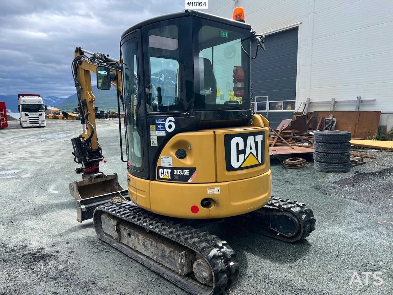 Caterpillar 303.5ECR - Bager: slika 3 Caterpillar 303.5ECR - Bager: slika 3
