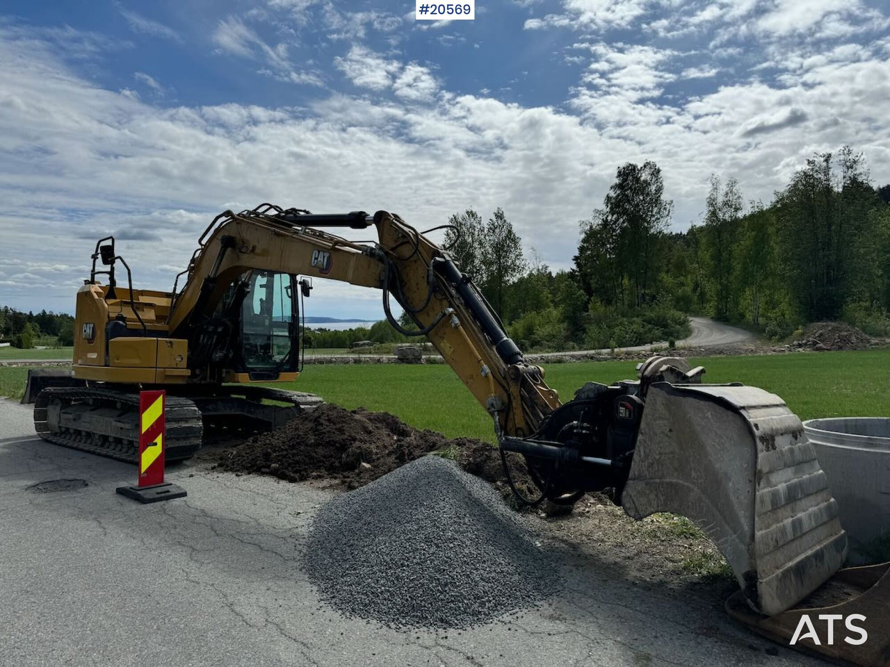 Caterpillar 315 Beltegraver m/ tilt og 2 skuffer - Bager: slika 3 Caterpillar 315 Beltegraver m/ tilt og 2 skuffer - Bager: slika 3