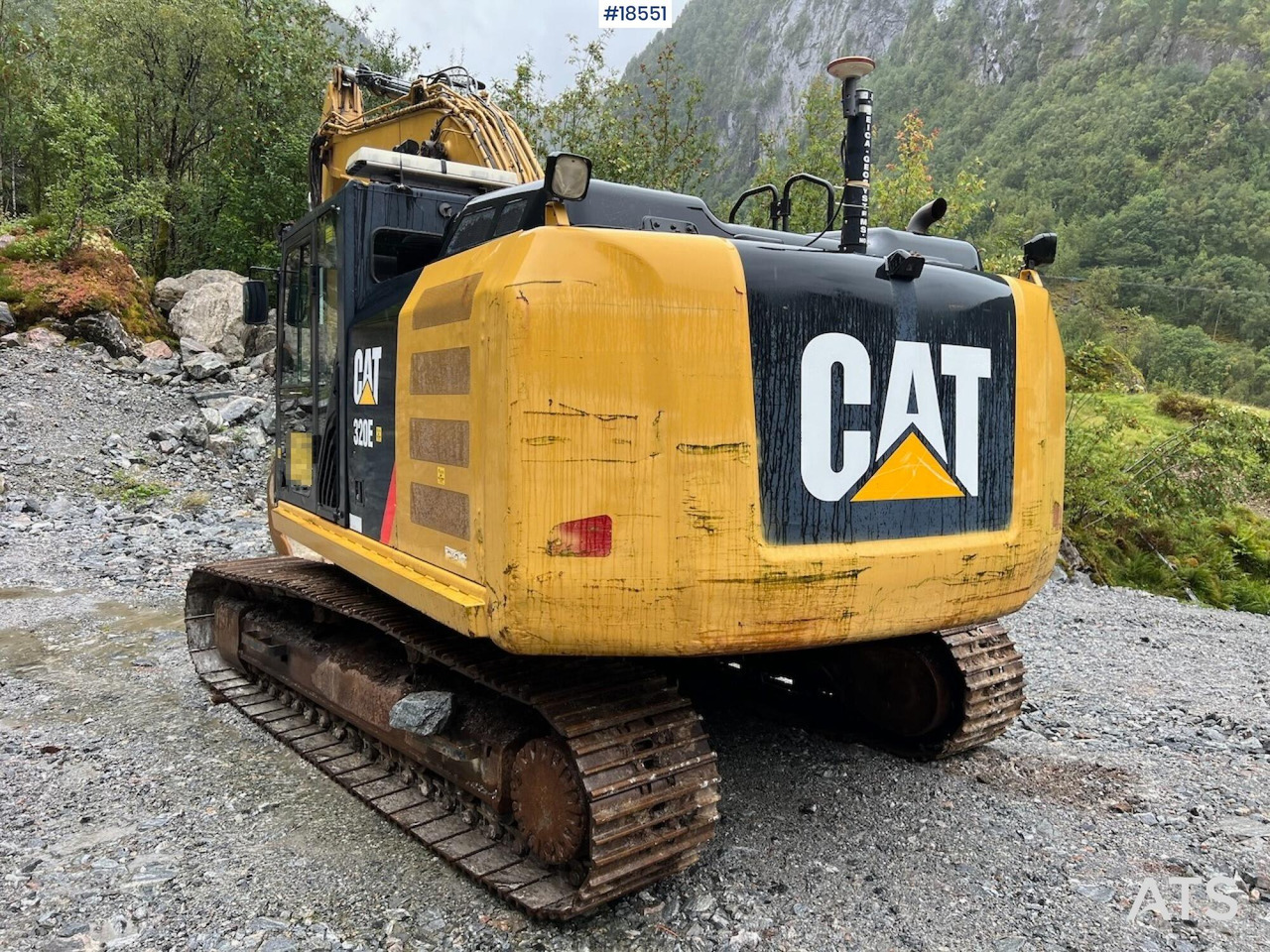 Caterpillar 320E - Bager guseničar: slika 1 Caterpillar 320E - Bager guseničar: slika 1