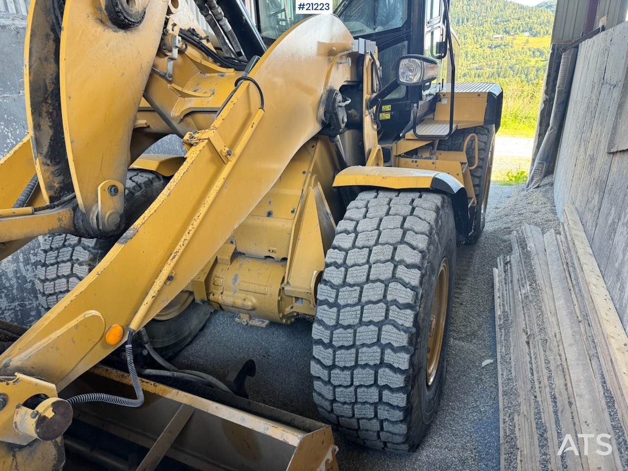Utovarivač točkaš Caterpillar 930 K: slika 8