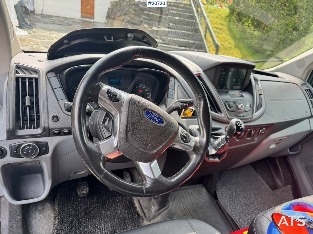 Furgon Ford TRANSIT: slika 17