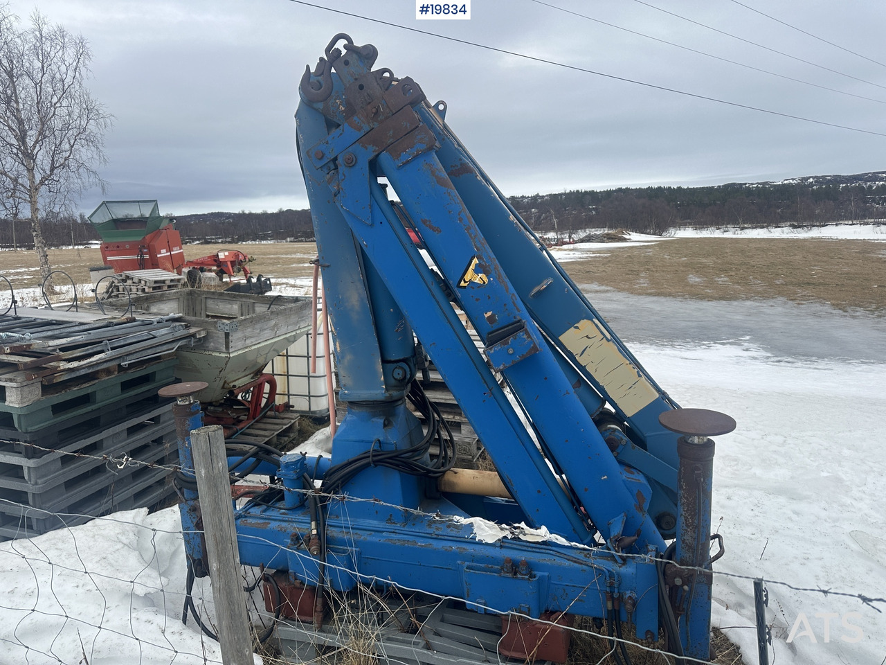 HMF rear-mounted 10 t/m crane - Kran za kamion: slika 3 HMF rear-mounted 10 t/m crane - Kran za kamion: slika 3