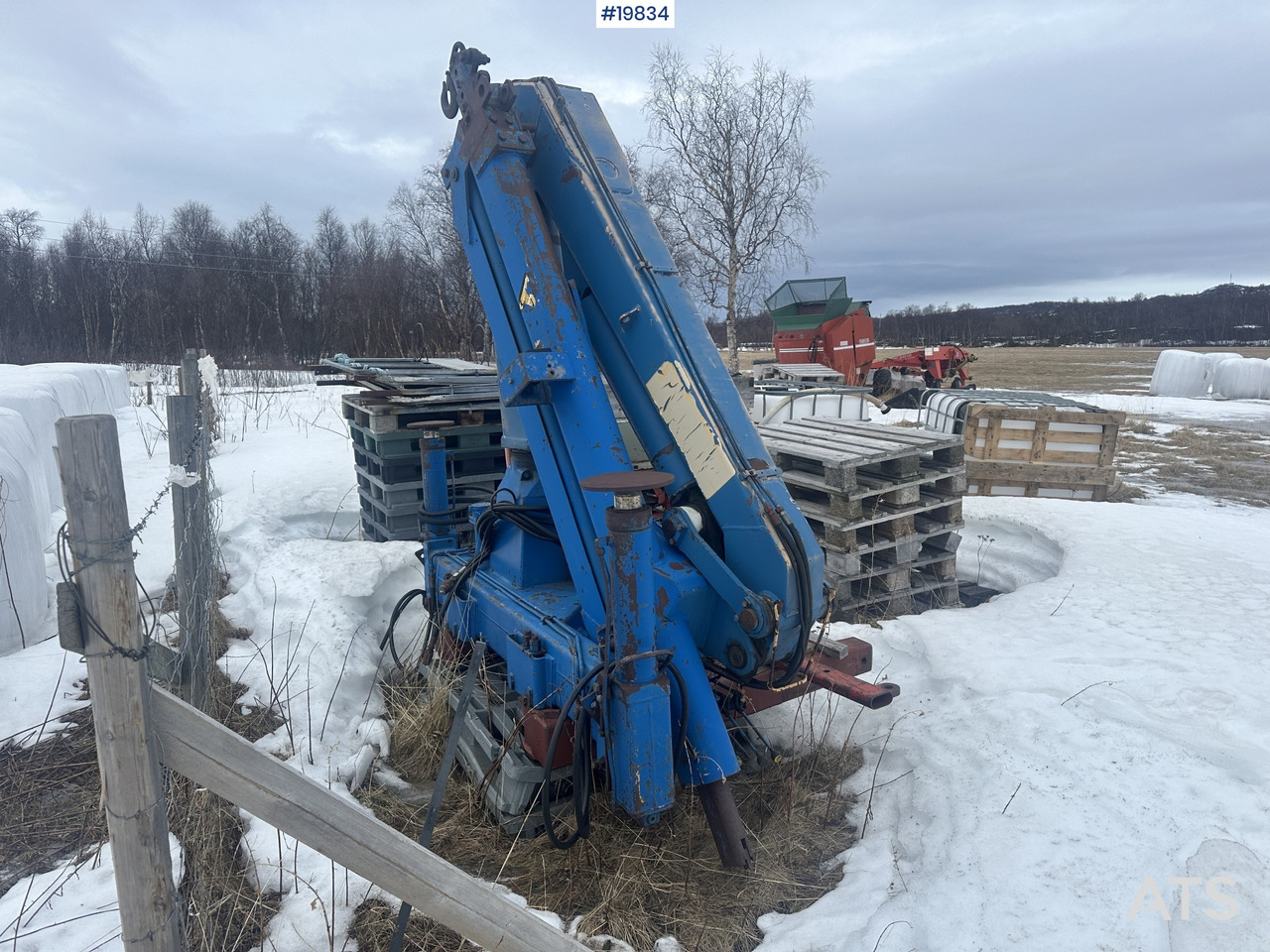 HMF rear-mounted 10 t/m crane - Kran za kamion: slika 1 HMF rear-mounted 10 t/m crane - Kran za kamion: slika 1