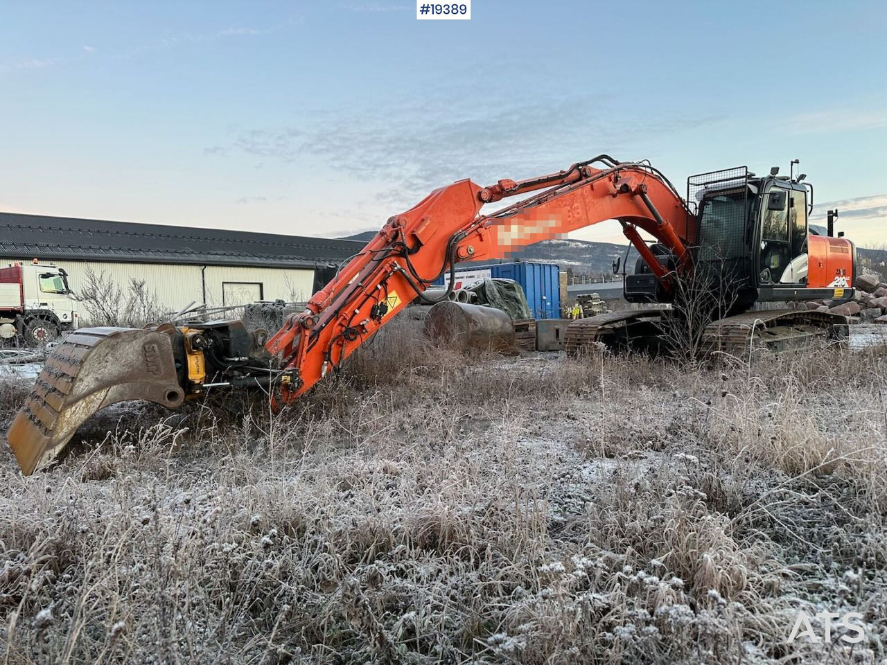 Hitachi ZX210LC-6 - Bager: slika 2 Hitachi ZX210LC-6 - Bager: slika 2