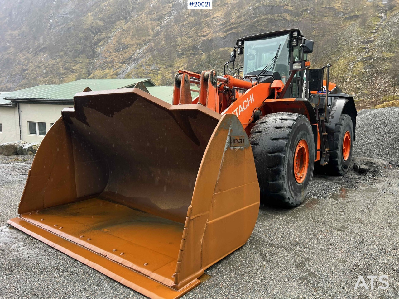 Hitachi zw370-6 Hjullaster m/ vekt, skriver og skuffe - Utovarivač točkaš: slika 2 Hitachi zw370-6 Hjullaster m/ vekt, skriver og skuffe - Utovarivač točkaš: slika 2