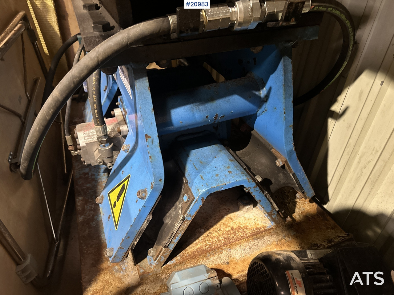 Imi C890 - Vibraciona ploča: slika 3 Imi C890 - Vibraciona ploča: slika 3