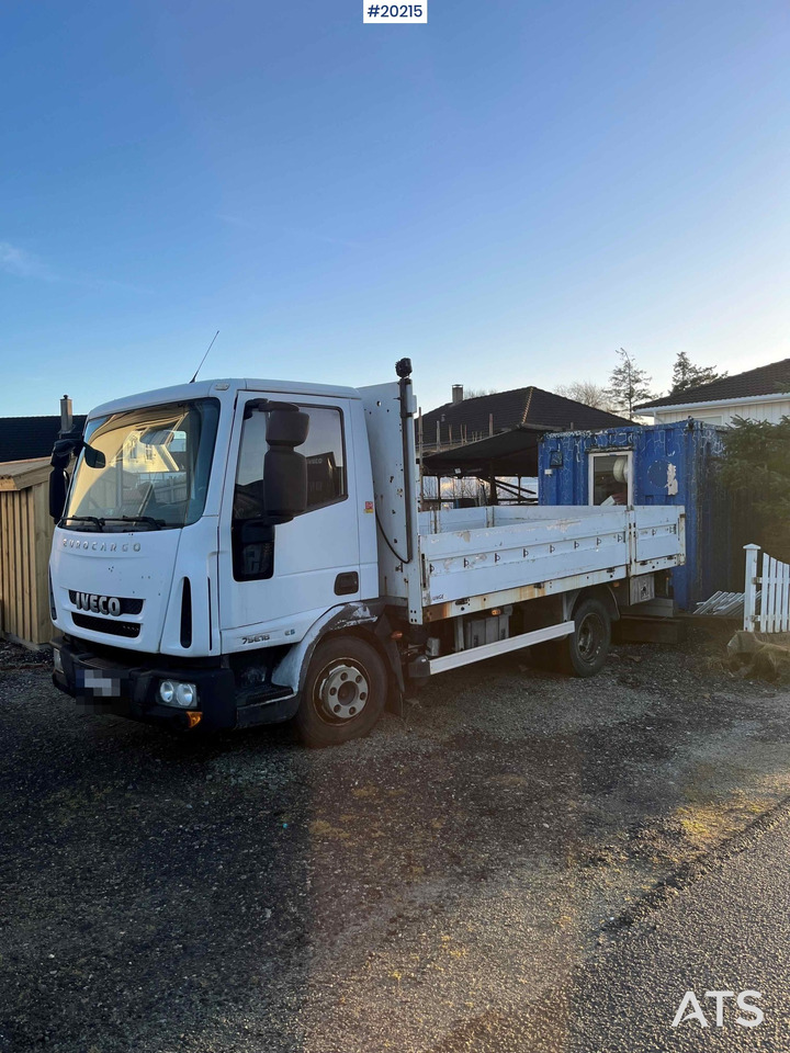 Iveco EUROCARGO 4x2 Planbil - Kamion sa tovarnim sandukom: slika 1 Iveco EUROCARGO 4x2 Planbil - Kamion sa tovarnim sandukom: slika 1