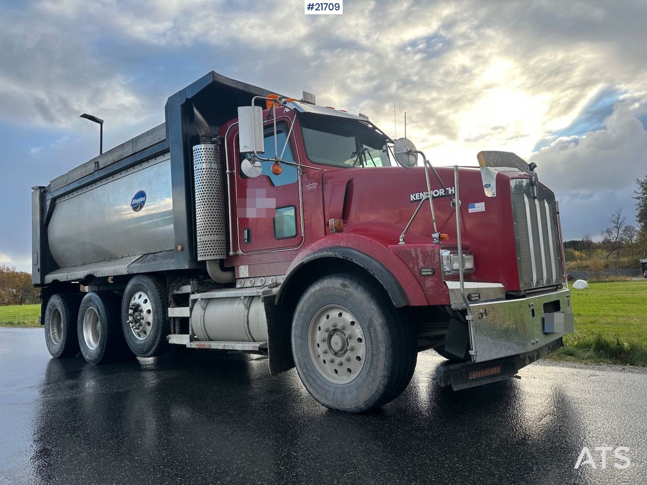 Kenworth 2005 KENWORTH T800 tippbil 8x4 m/ Rhodes påbygg, kompressor, vibrator i kassen. Høy lasteevne! SE VIDEO. - Istovarivač: slika 4 Kenworth 2005 KENWORTH T800 tippbil 8x4 m/ Rhodes påbygg, kompressor, vibrator i kassen. Høy lasteevne! SE VIDEO. - Istovarivač: slika 4