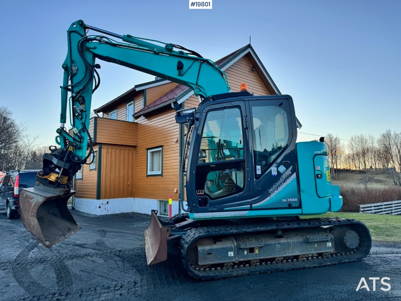 Kobelco SK75SR-3E - Bager: slika 2 Kobelco SK75SR-3E - Bager: slika 2