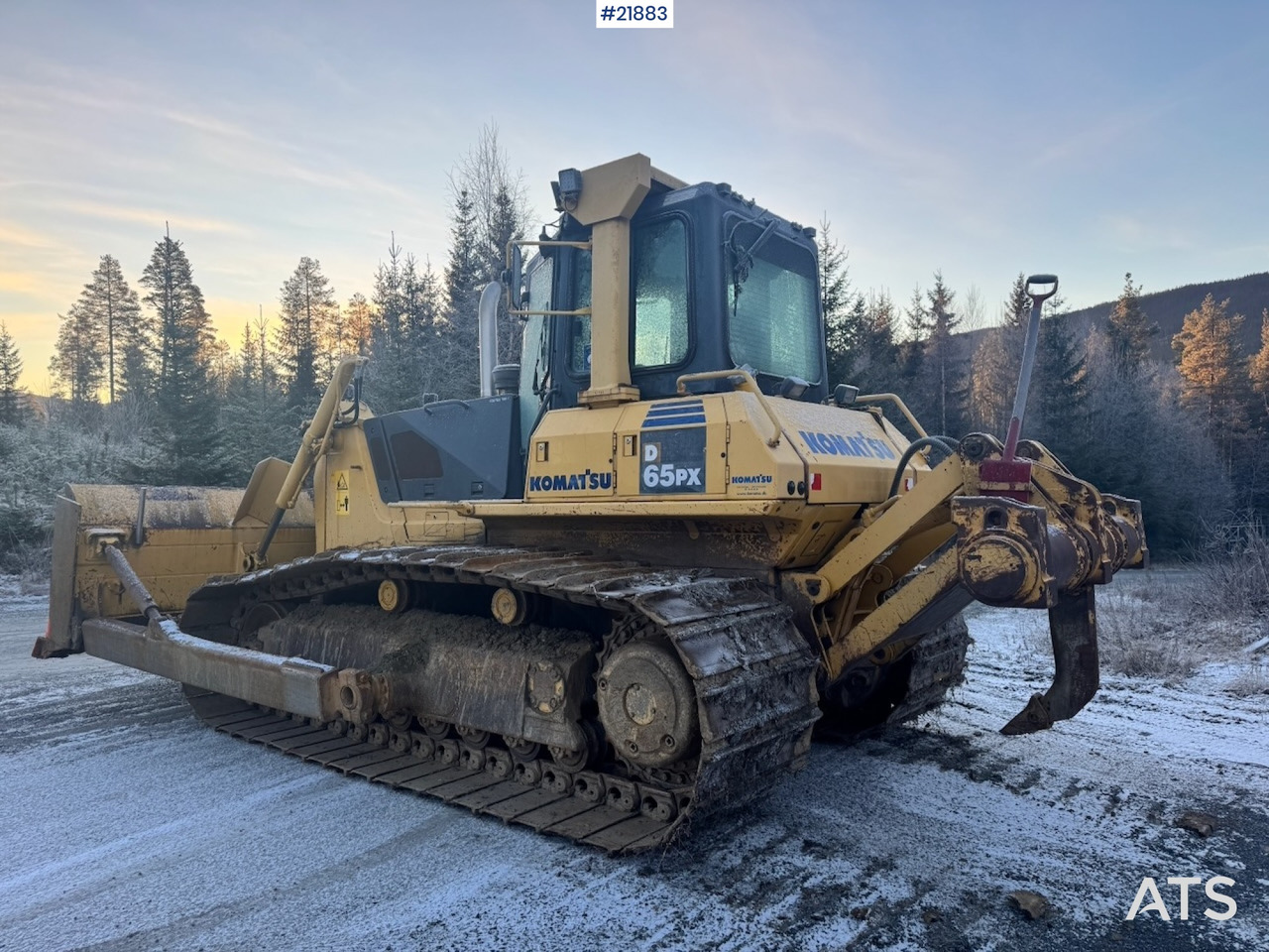 Komatsu D65 PX-15 - Buldožer: slika 4 Komatsu D65 PX-15 - Buldožer: slika 4