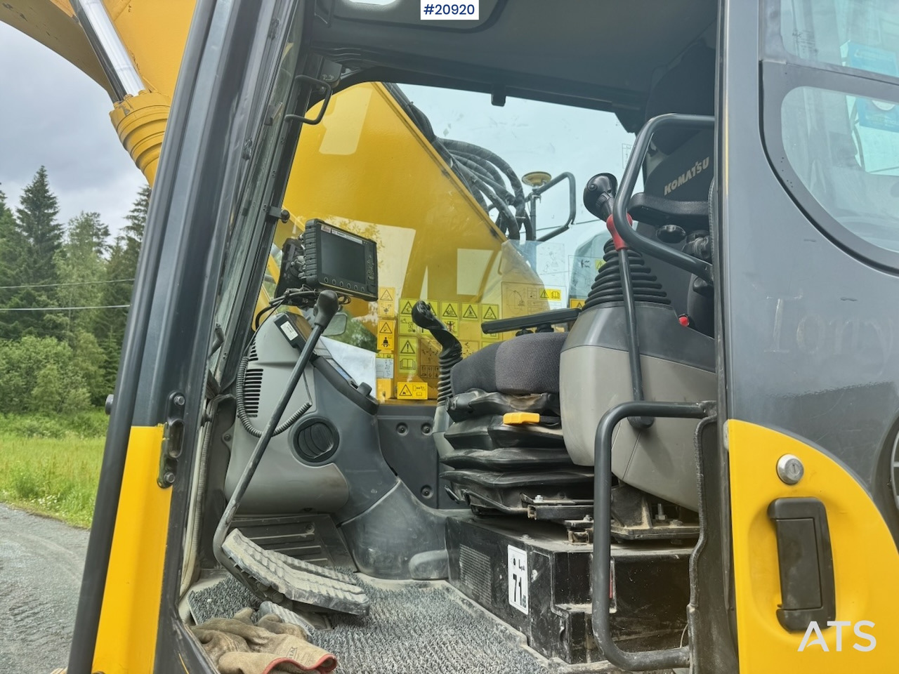 Bager guseničar Komatsu PC229USLC-11: slika 33