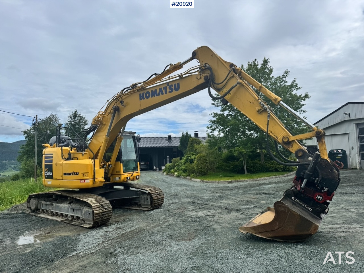Bager guseničar Komatsu PC229USLC-11: slika 8