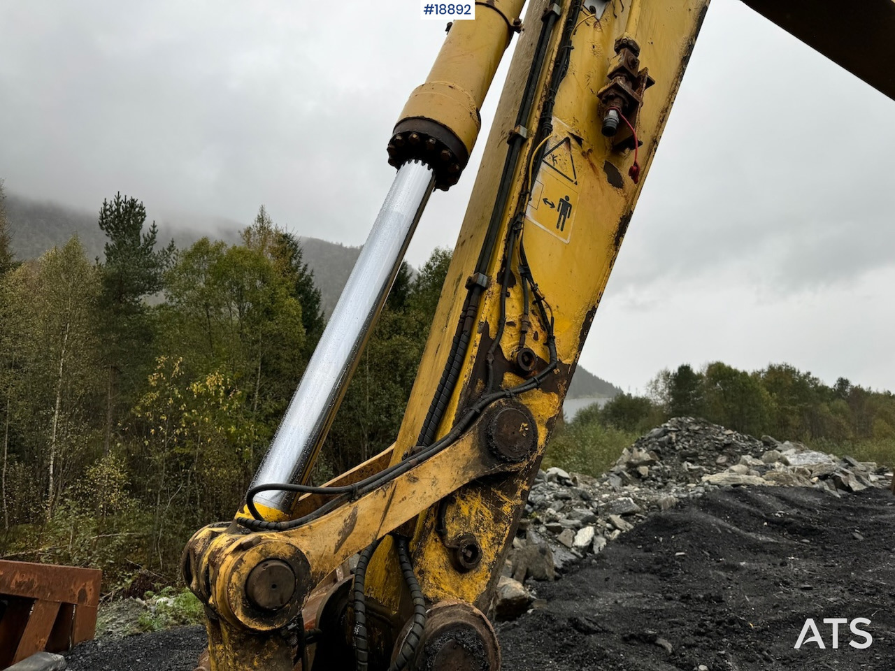 Bager Komatsu PC240LC-6K: slika 22