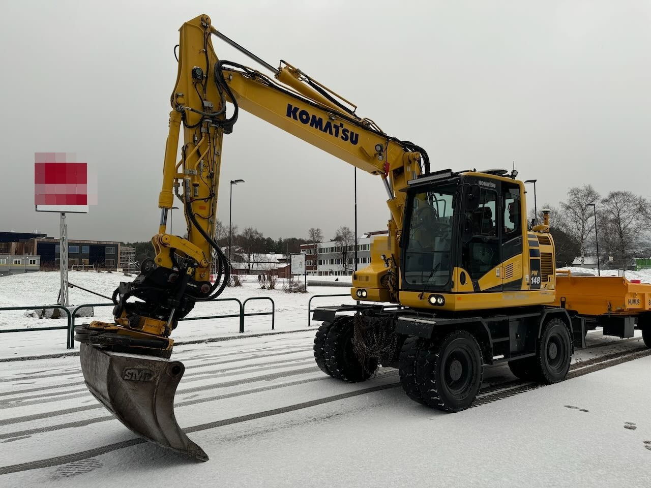 Komatsu PW148-11 - Bager točkaš: slika 1 Komatsu PW148-11 - Bager točkaš: slika 1