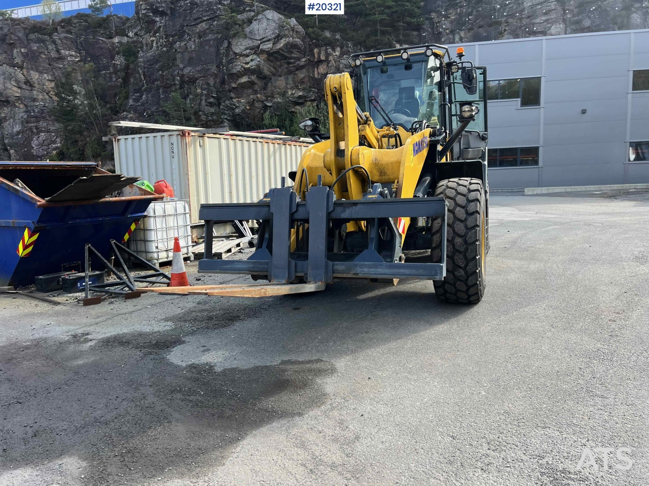 Komatsu WA320-8EO - Utovarivač točkaš: slika 4 Komatsu WA320-8EO - Utovarivač točkaš: slika 4