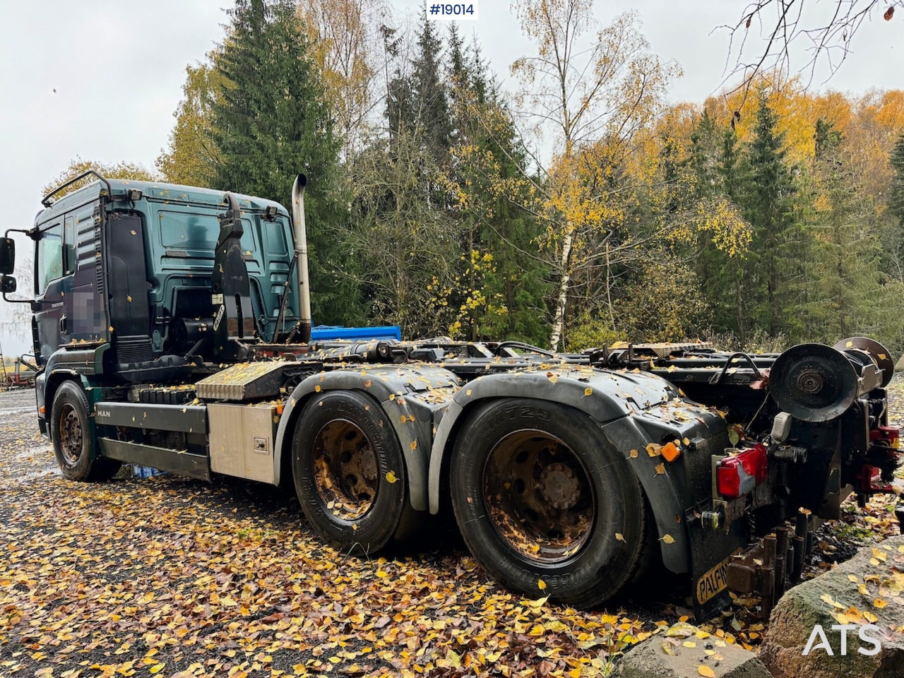 MAN TGA 26.530 6x2 - Kamion sa hidrauličnom kukom: slika 3 MAN TGA 26.530 6x2 - Kamion sa hidrauličnom kukom: slika 3