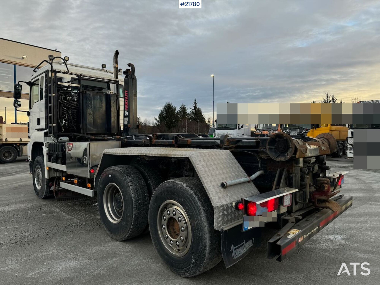 MAN TGS 28.480 6x4 brøyterigget Krokbil m/ underliggende skjær og kranhydraulikk. - Kamion sa hidrauličnom kukom: slika 4 MAN TGS 28.480 6x4 brøyterigget Krokbil m/ underliggende skjær og kranhydraulikk. - Kamion sa hidrauličnom kukom: slika 4