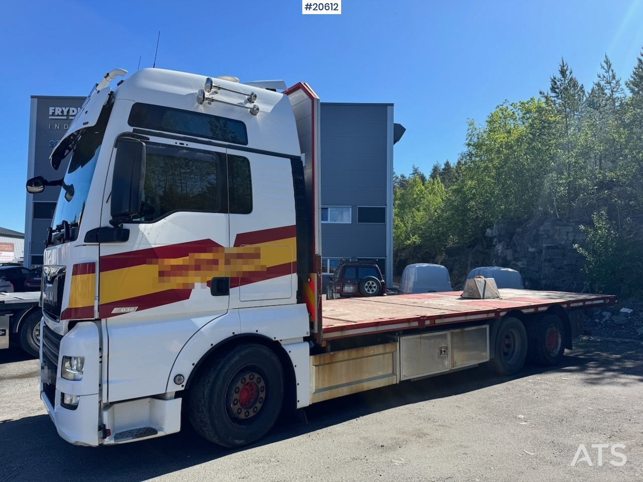 MAN TGX 580 - Kamion sa tovarnim sandukom: slika 2 MAN TGX 580 - Kamion sa tovarnim sandukom: slika 2