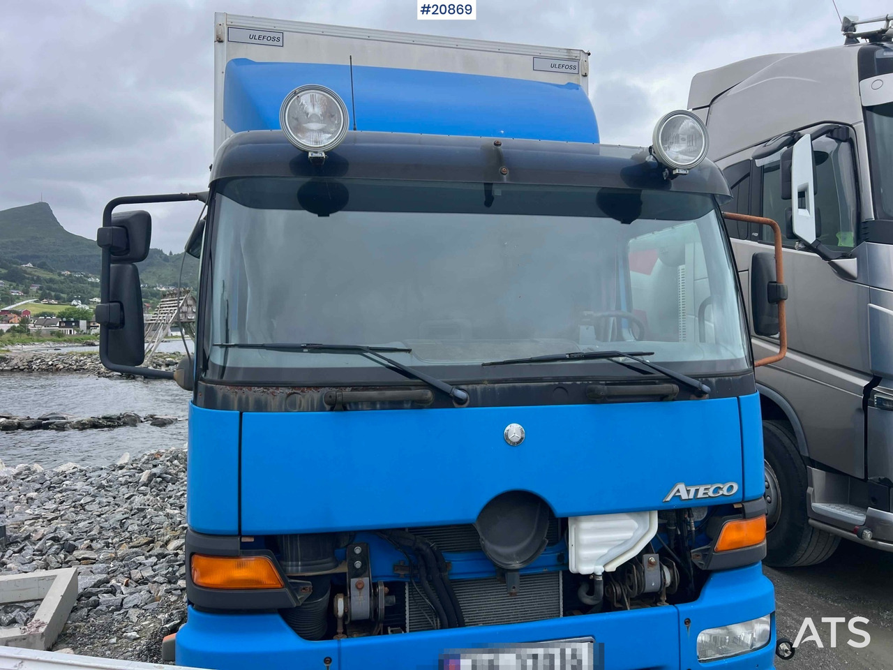 Mercedes 1523 4x2 skapbil m/ full sideåpning og lift Rep.objekt - Kamion sa zatvorenim sandukom: slika 3 Mercedes 1523 4x2 skapbil m/ full sideåpning og lift Rep.objekt - Kamion sa zatvorenim sandukom: slika 3