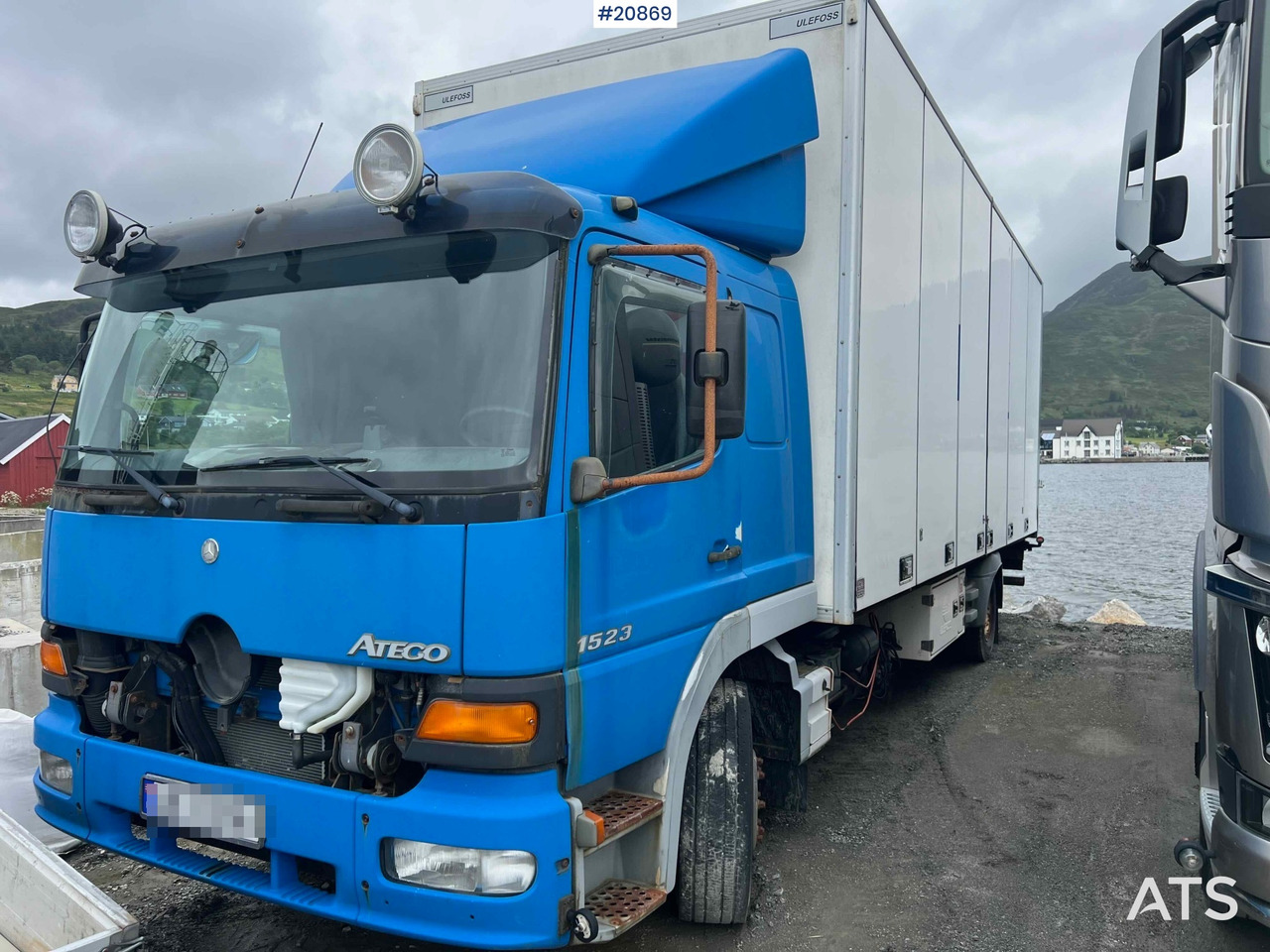 Mercedes 1523 - Kamion sa zatvorenim sandukom: slika 1 Mercedes 1523 - Kamion sa zatvorenim sandukom: slika 1