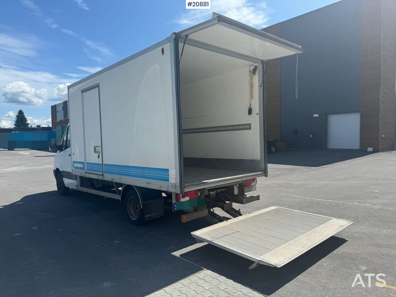 Mercedes SPRINTER - Dostavno vozilo sa zatvorenim sandukom: slika 4 Mercedes SPRINTER - Dostavno vozilo sa zatvorenim sandukom: slika 4