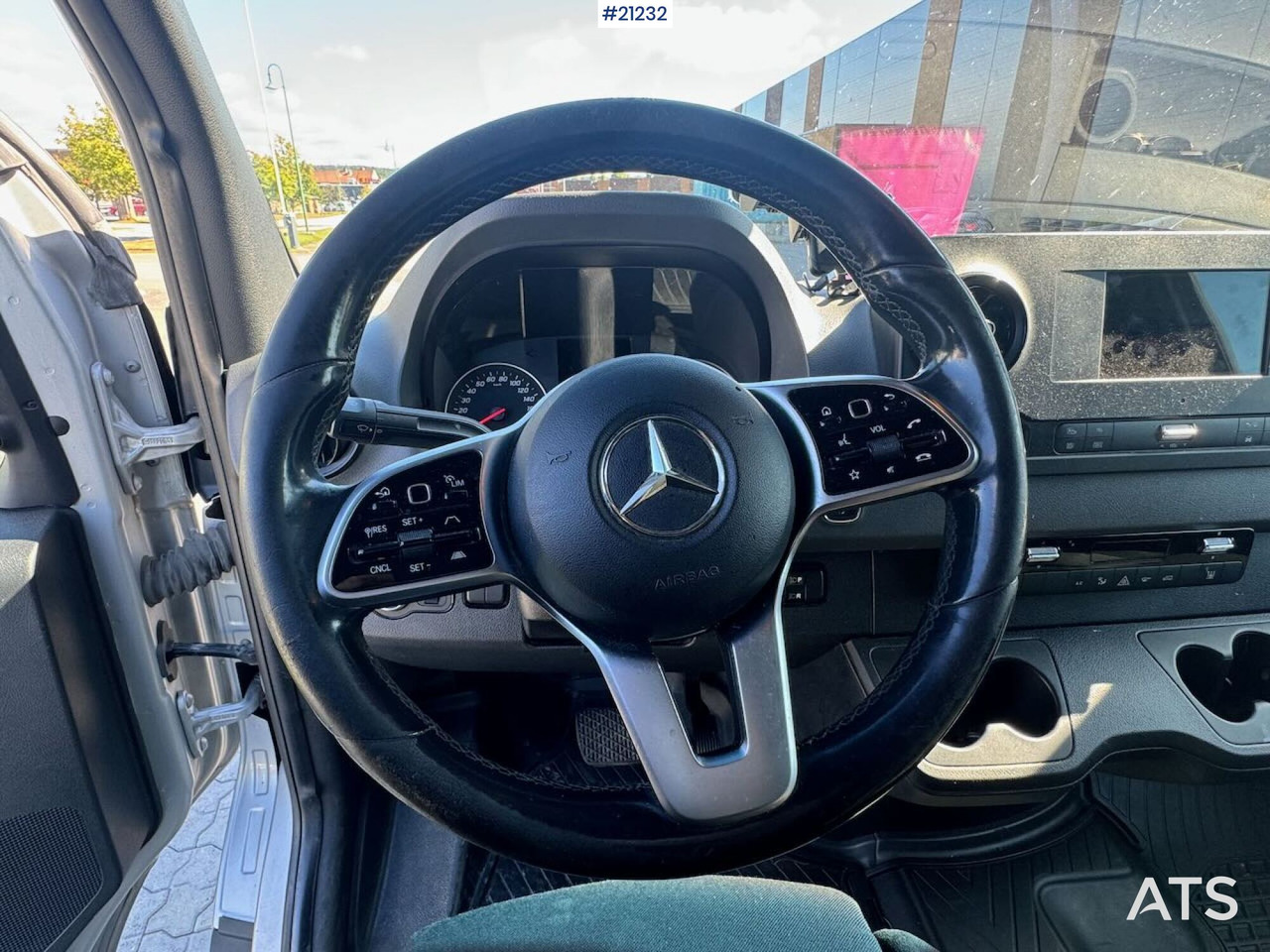 Mercedes SPRINTER Mercedes SPRINTER: slika 42 Mercedes SPRINTER Mercedes SPRINTER: slika 42