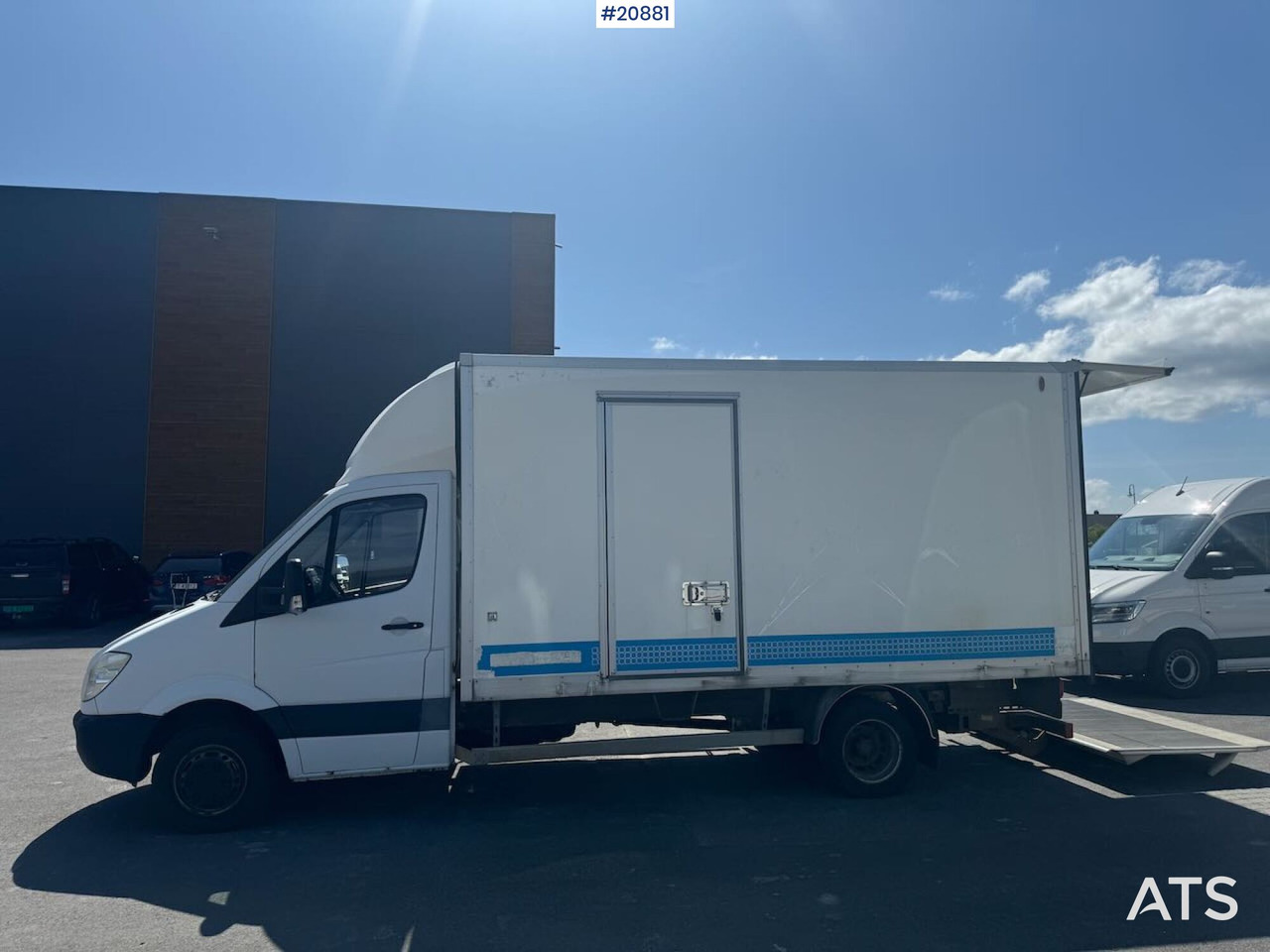 Mercedes SPRINTER - Dostavno vozilo sa zatvorenim sandukom: slika 3 Mercedes SPRINTER - Dostavno vozilo sa zatvorenim sandukom: slika 3