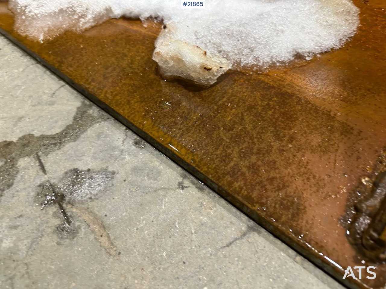 Mustang 220R kompaktlaster m/planeringskuffe og pallegafler - Mini utovarivač: slika 4 Mustang 220R kompaktlaster m/planeringskuffe og pallegafler - Mini utovarivač: slika 4