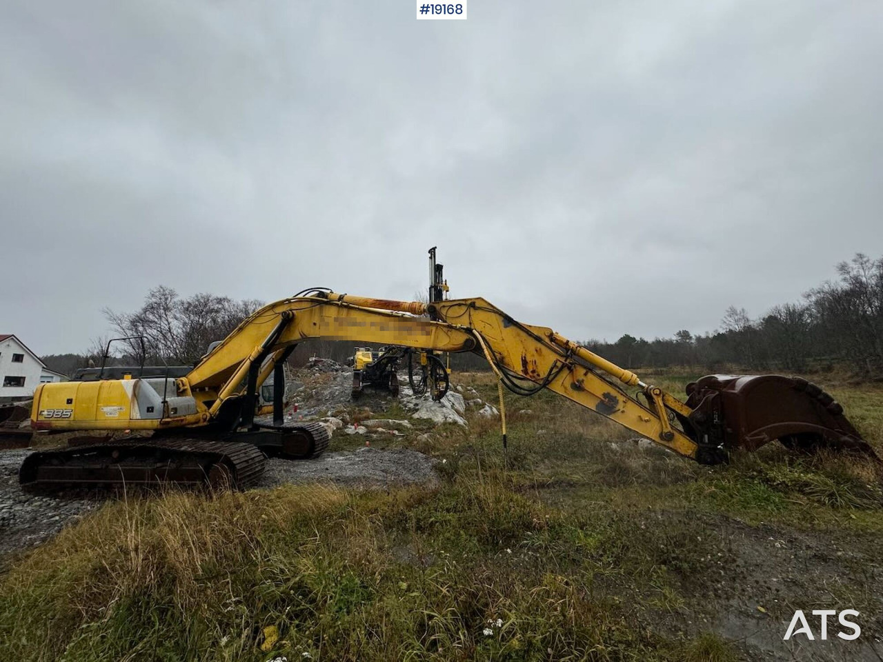 New Holland E385 - Bager: slika 2 New Holland E385 - Bager: slika 2