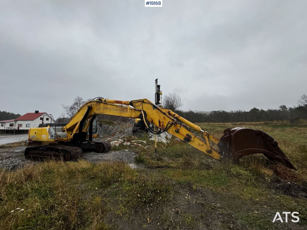 New Holland E385 - Bager: slika 1 New Holland E385 - Bager: slika 1