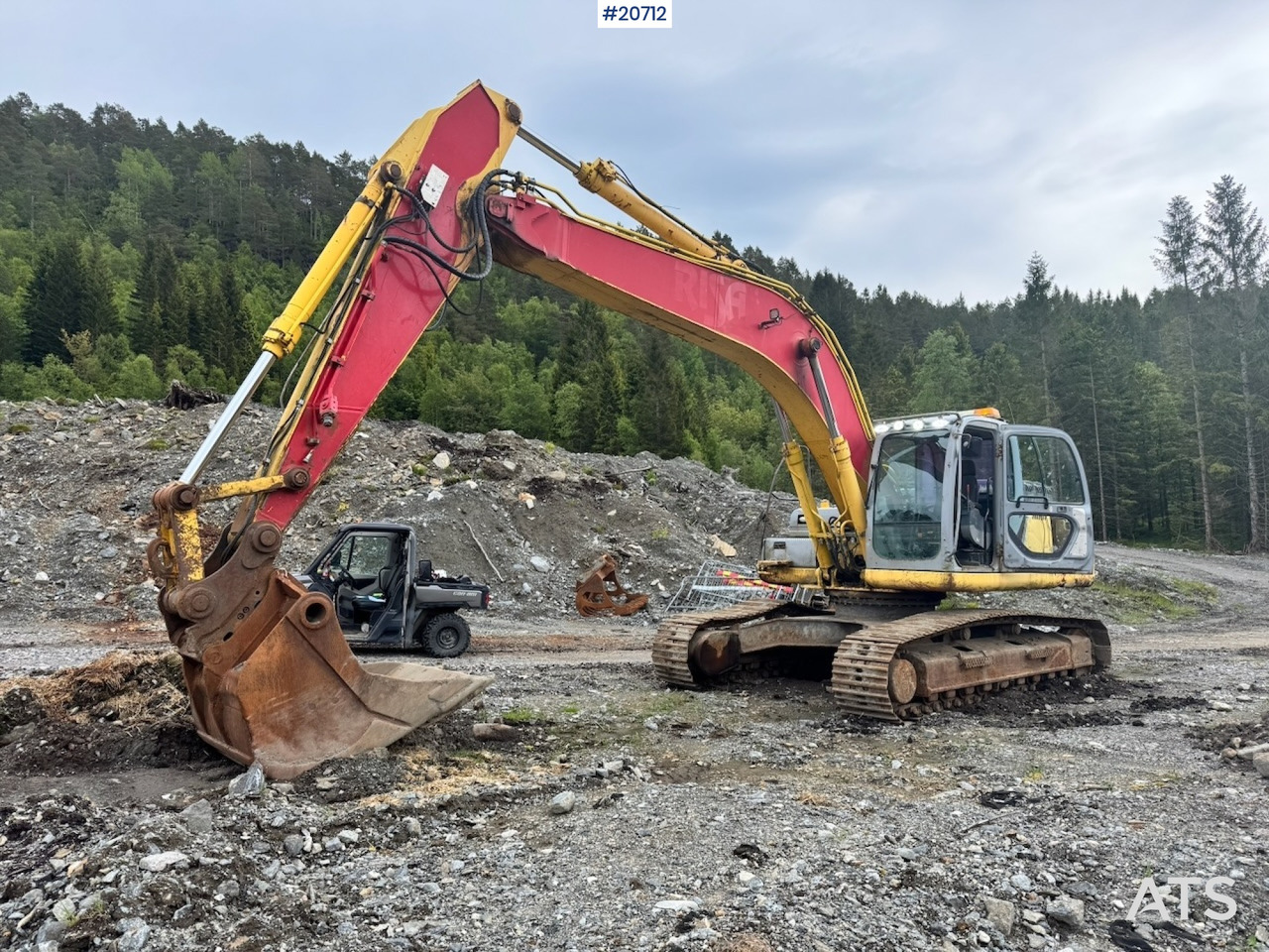 New Holland kobelco E305B - Bager: slika 1 New Holland kobelco E305B - Bager: slika 1