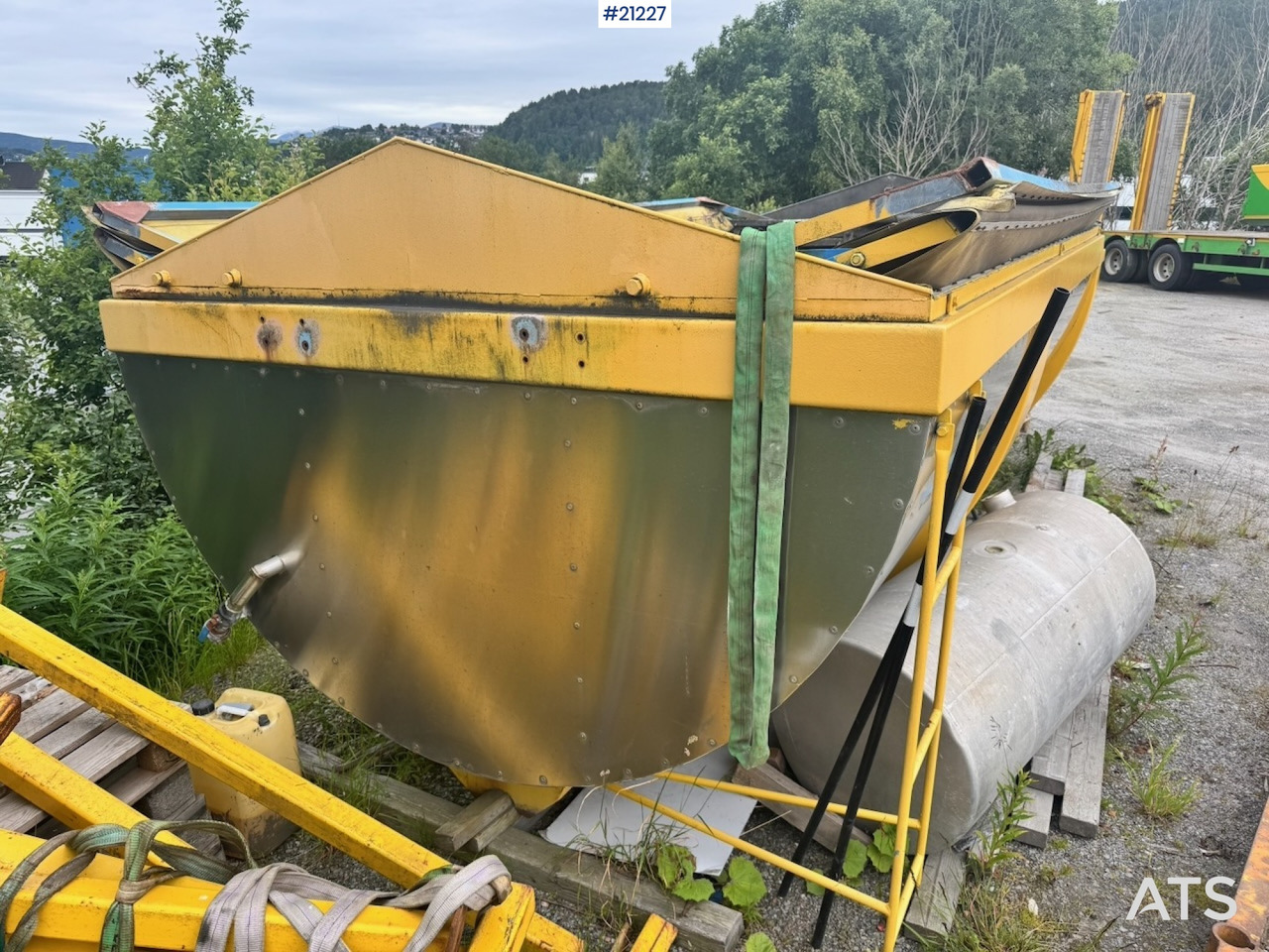 Steinsland Asfaltbalje - Promenjivo telo/ Kontejner, Prskalica bitu-emulzije: slika 1 Steinsland Asfaltbalje - Promenjivo telo/ Kontejner, Prskalica bitu-emulzije: slika 1