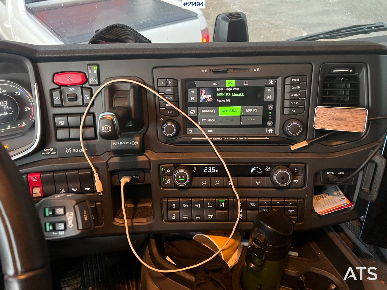 Kamion sa dizalicom Scania G560: slika 50