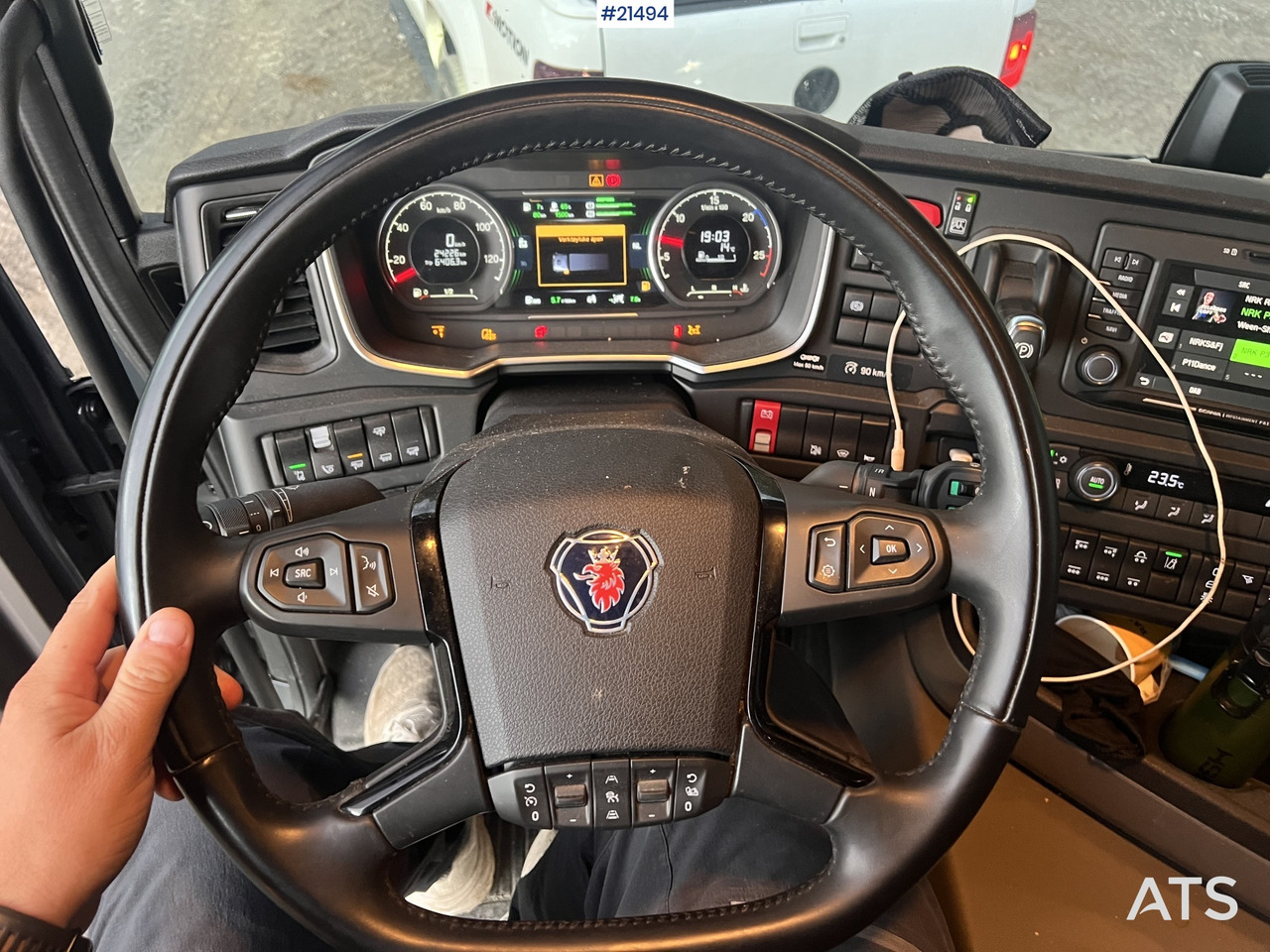 Kamion sa dizalicom Scania G560: slika 45
