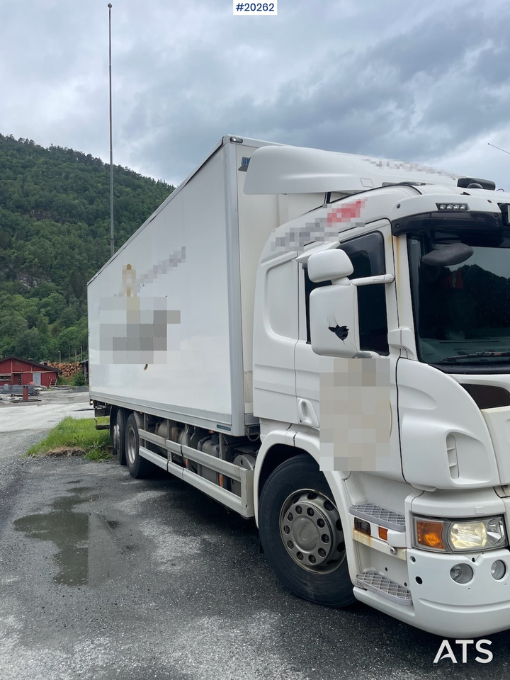 Scania P 340 - Kamion sa zatvorenim sandukom: slika 1 Scania P 340 - Kamion sa zatvorenim sandukom: slika 1