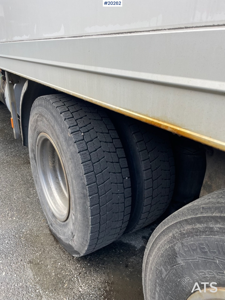 Kamion sa zatvorenim sandukom Scania P 340: slika 13